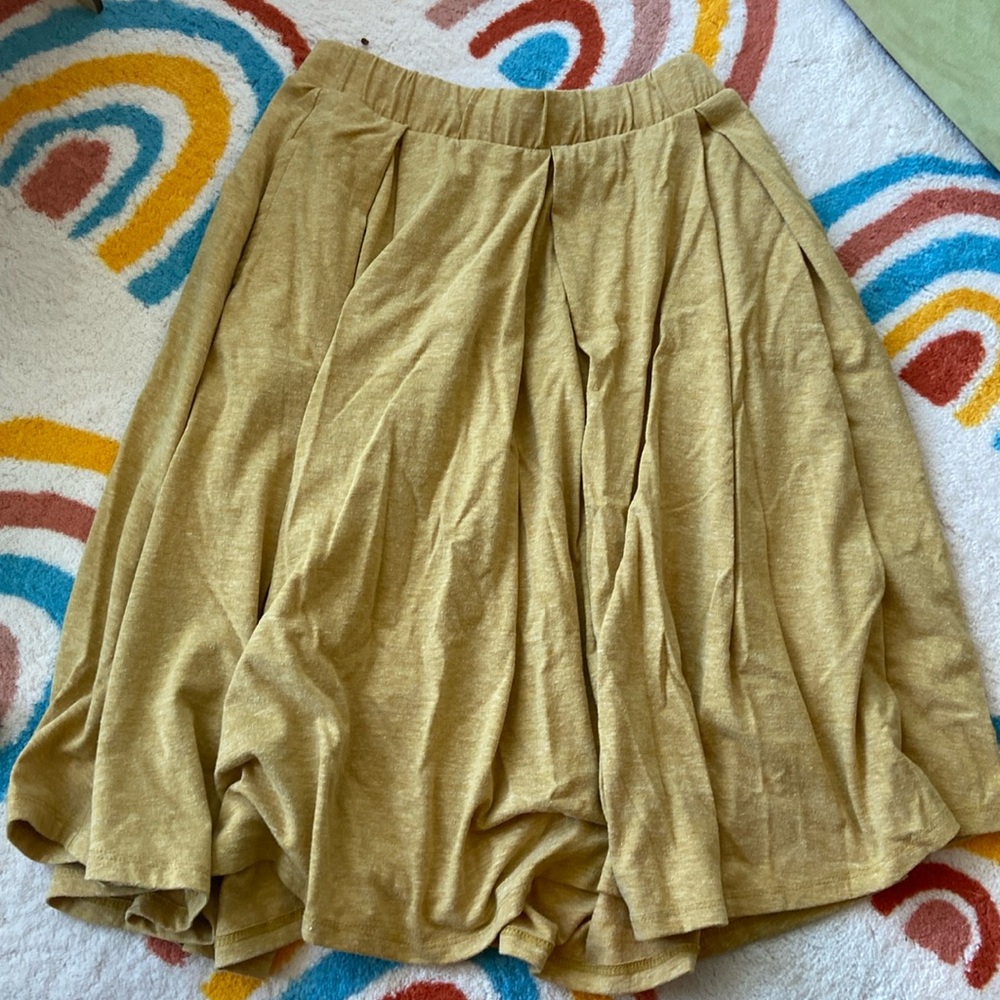 Lularoe skirt with pockets
